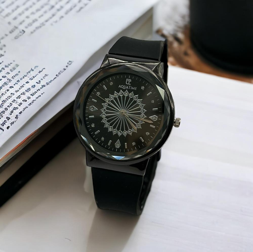 Men's Casual Analog Watch